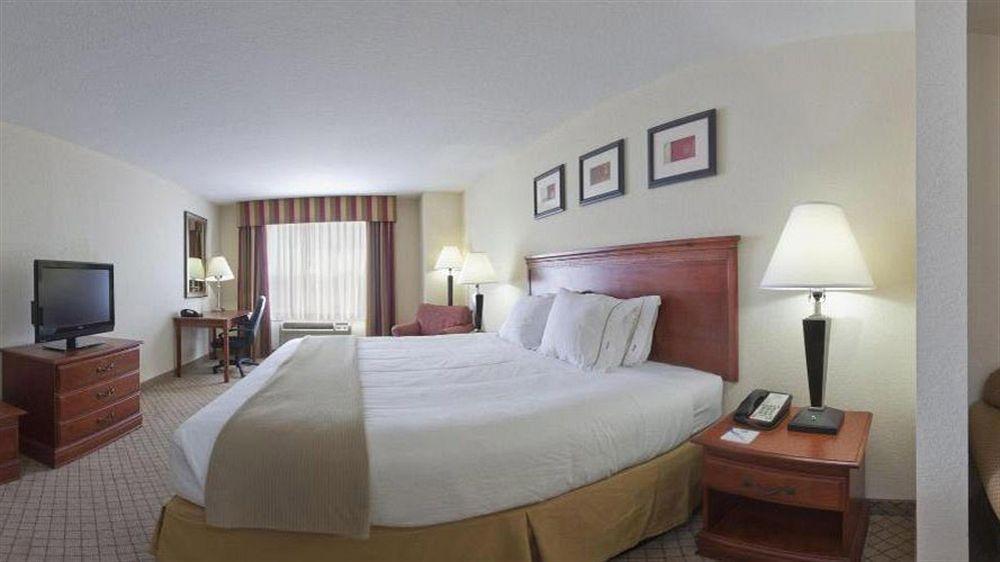 Holiday Inn Express Hotel & Suites Tampa-Fairgrounds-Casino By Ihg Mango Luaran gambar