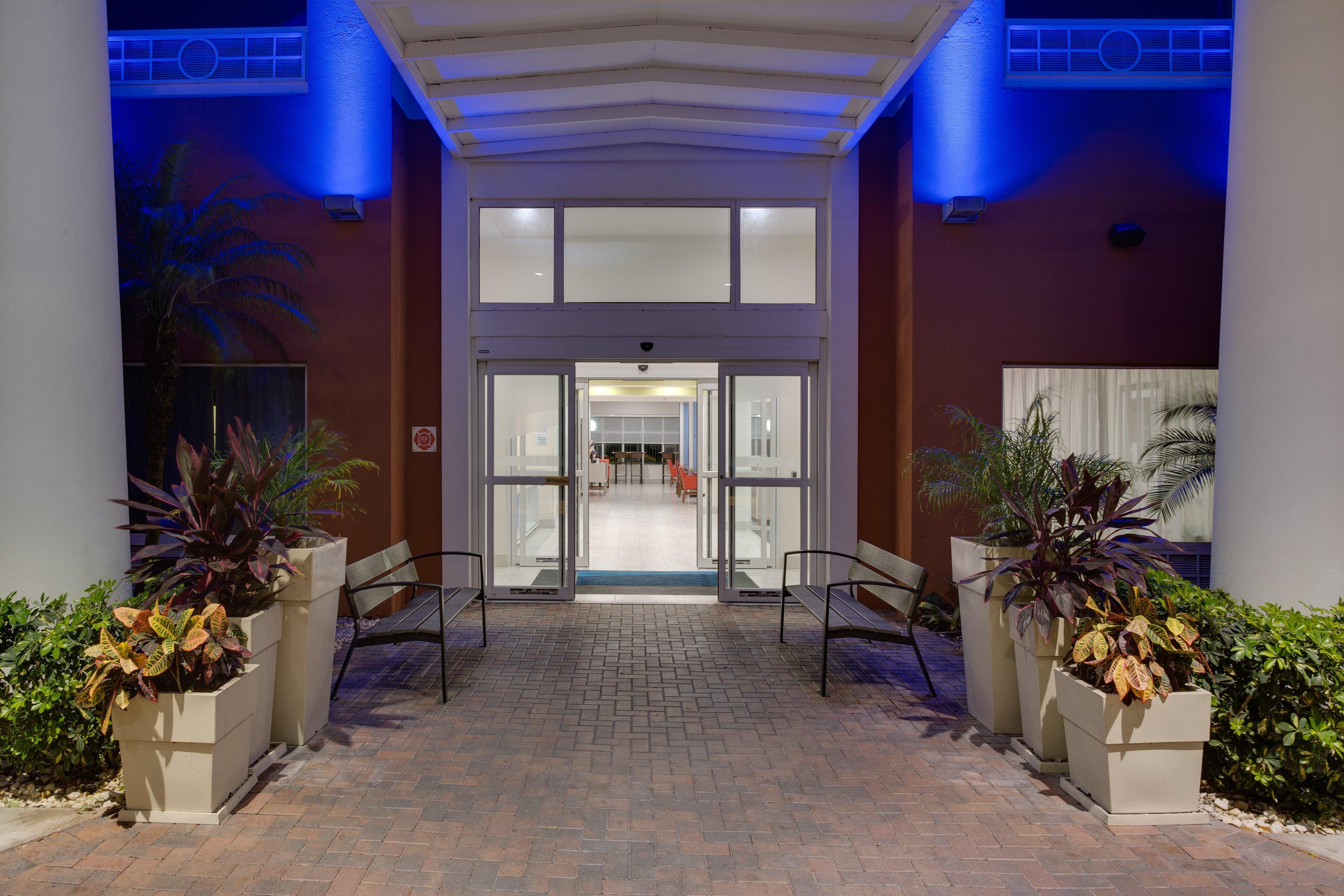 Holiday Inn Express Hotel & Suites Tampa-Fairgrounds-Casino By Ihg Mango Luaran gambar