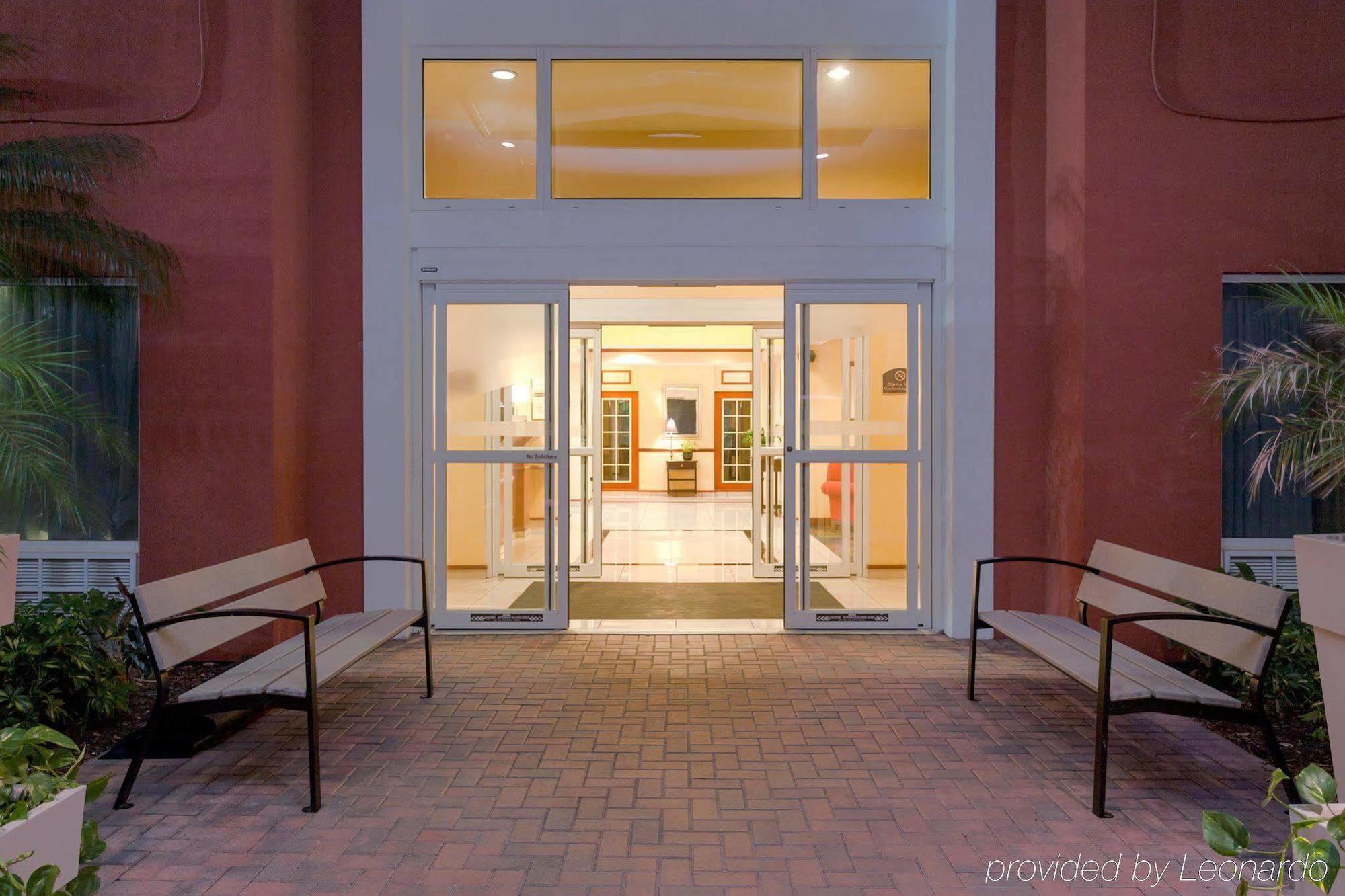 Holiday Inn Express Hotel & Suites Tampa-Fairgrounds-Casino By Ihg Mango Luaran gambar